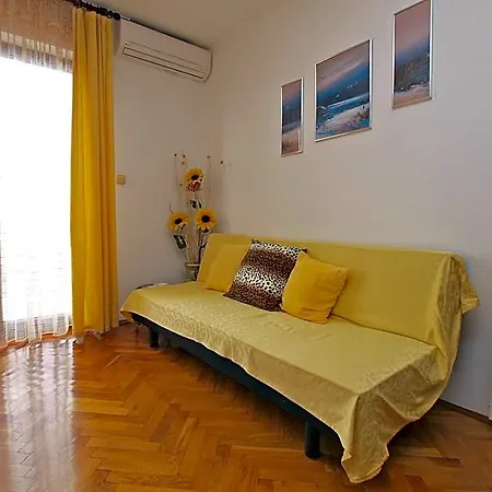 Hotel 1048 4*